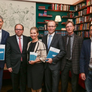 Mehr Informationen zum Thema: Osteoporose: Österreich an dritter Stelle bei Oberschenkelhalsbrüchen