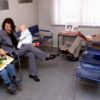 Mehr Informationen zum Thema: Ab 1. Jänner ist es fix: Jeder Kassenversicherte hat Anspruch auf kurze Wartezeiten bei CT- und MR-Untersuchungen